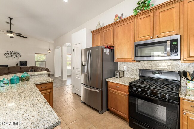 44296 W Desert Plant Trail Maricopa, AZ 85139 photo 4