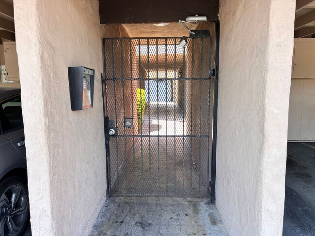 274 Roanoke Rd El Cajon, CA 92020 photo 4