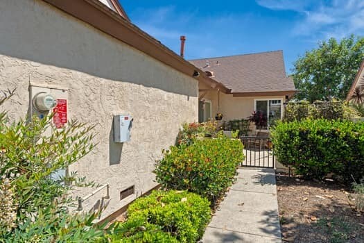 919 Sendero Ave Escondido, CA 92026 photo 4