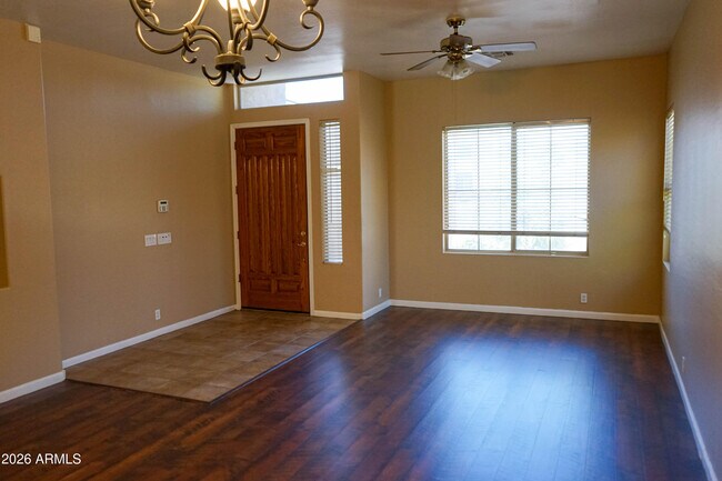 541 N Danielson Way Chandler, AZ 85225 photo 5