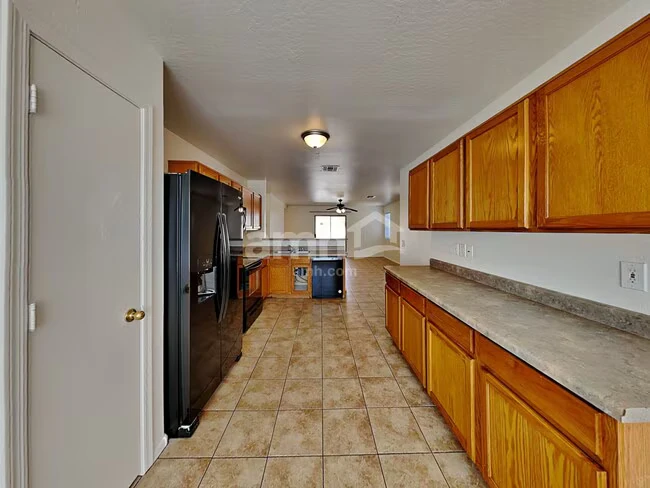 9910 W Crown King Rd Tolleson, AZ 85353 photo 3