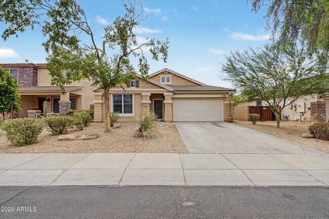 Beautiful 3 Bedroom With Den photo 4