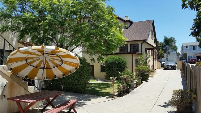 4040-4044 Hamilton St San Diego, CA 92104 photo 3
