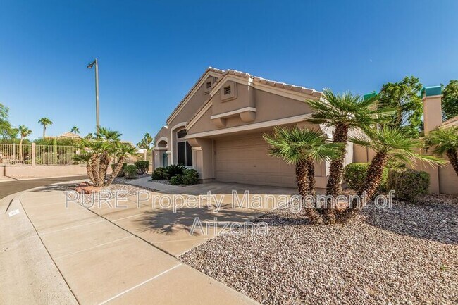 1143 E Hiddenview Dr Phoenix, AZ 85048 photo 3
