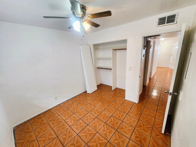 337 N 93rd St Mesa, AZ 85207 photo 5