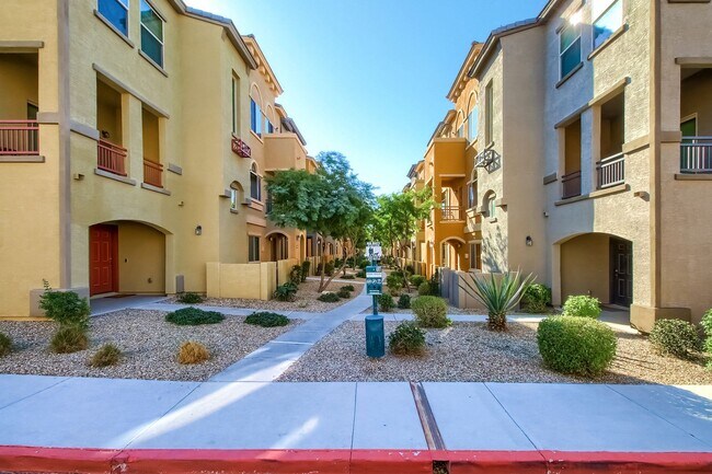 2150 W Alameda Rd Phoenix, AZ 85085 photo 2