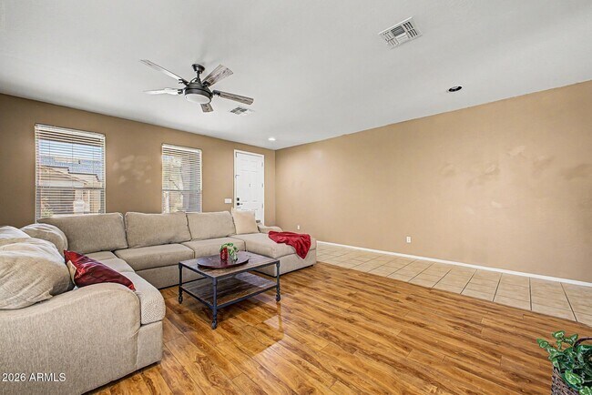 18371 W Hayden Dr Surprise, AZ 85374 photo 5
