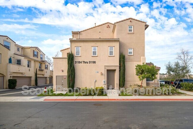 31190 Strawberry Tree Ln Temecula, CA 92592