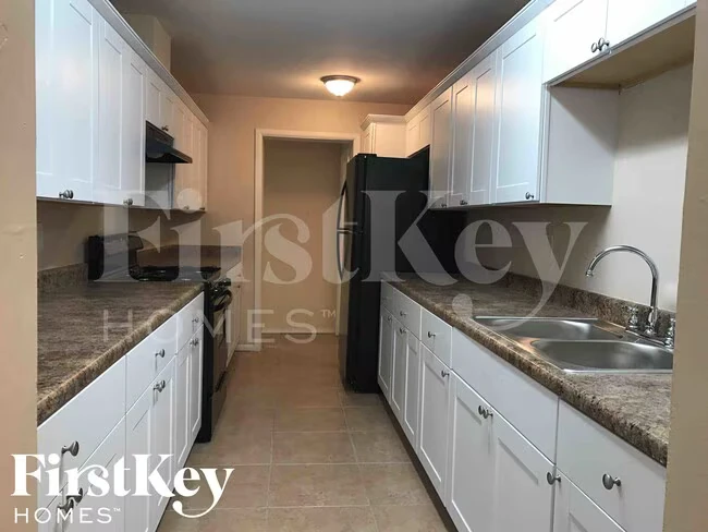 3625 W San Juan Ave Phoenix, AZ 85019 photo 4
