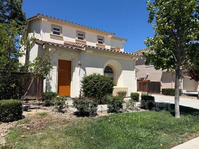 2099 Frank Blondin Ln Tracy, CA 95377 photo 2