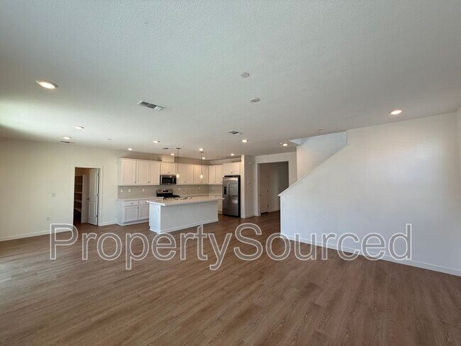 2099 Frank Blondin Ln Tracy, CA 95377 photo 4