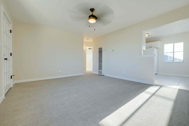 4358 38th St San Diego, CA 92105 photo 3