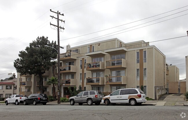 315 Wayne photo 2