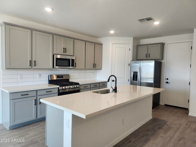 4183 E Brook Lynn Pl San Tan Valley, AZ 85140 photo 2