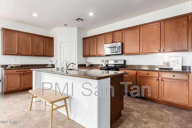 23797 S 213th St Queen Creek, AZ 85142 photo 3