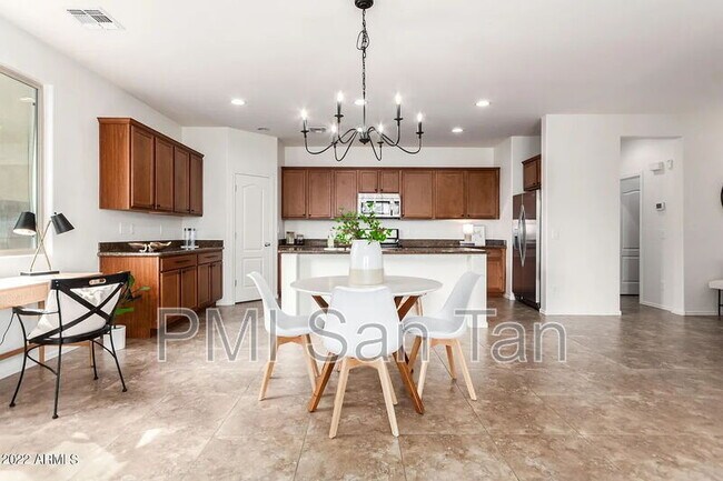 23797 S 213th St Queen Creek, AZ 85142 photo 4