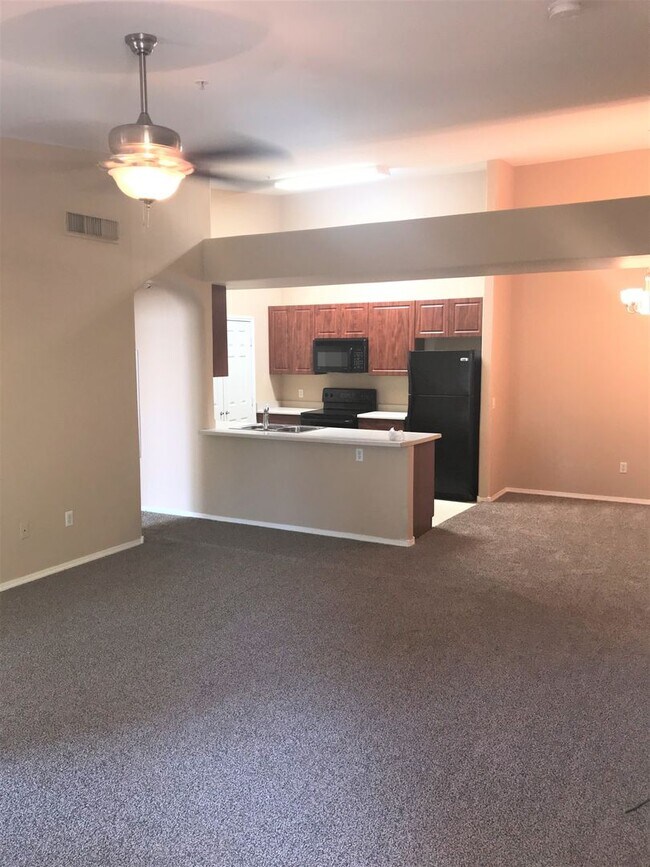 10136 E Southern Ave Mesa, AZ 85209 photo 4