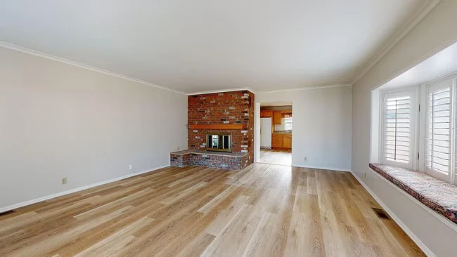 713 I Ave Coronado, CA 92118 photo 2