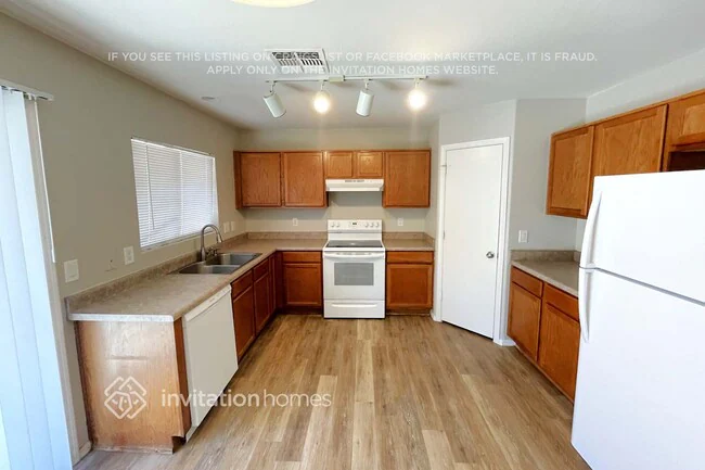 22030 W Solano Dr Buckeye, AZ 85326 photo 3