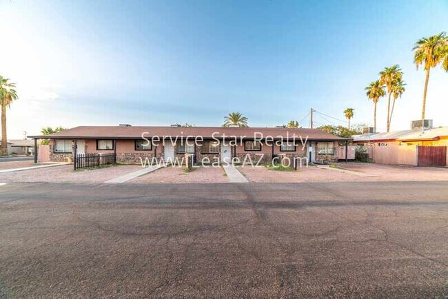 5460 W Palmaire Ave Glendale, AZ 85301 photo 4