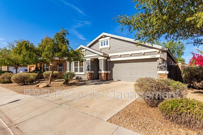 15006 W Wethersfield Rd Surprise, AZ 85379 photo 3