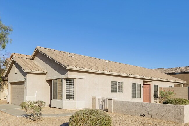 6412 W Hilton Ave Phoenix, AZ 85043 photo 3