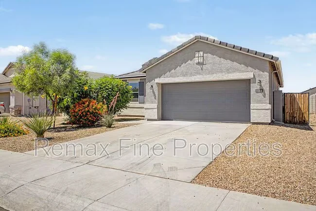 1566 E Fletcher Dr Casa Grande, AZ 85122 photo 3