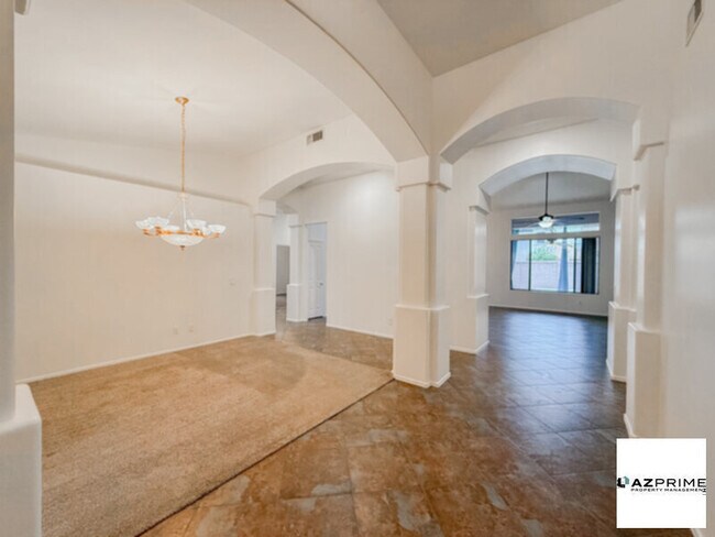 890 N Bullmoose Dr Chandler, AZ 85224 photo 4