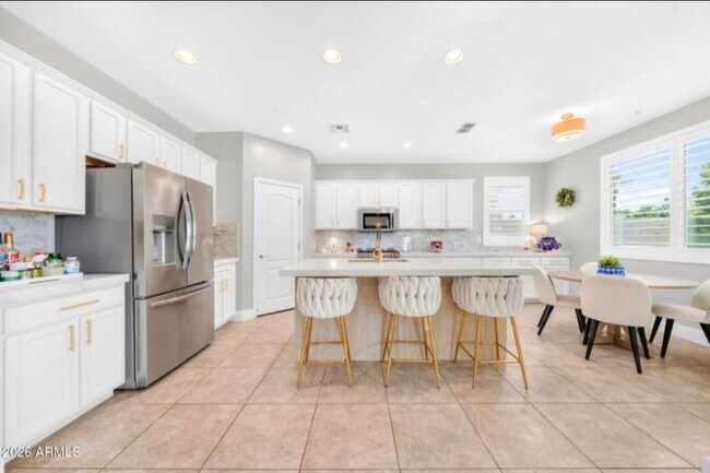 13023 N 93rd Dr Peoria, AZ 85381 photo 3