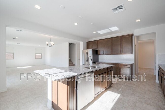 11988 N 169th Ave Surprise, AZ 85388 photo 5