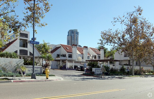 Park Row photo 5