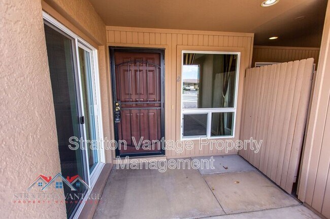 427 W Pontiac Dr Phoenix, AZ 85027 photo 3