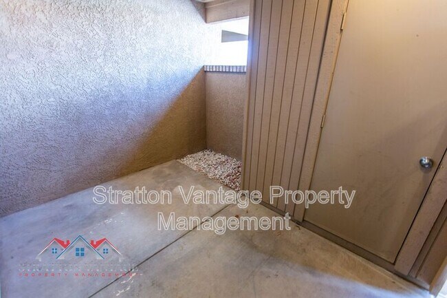 427 W Pontiac Dr Phoenix, AZ 85027 photo 4