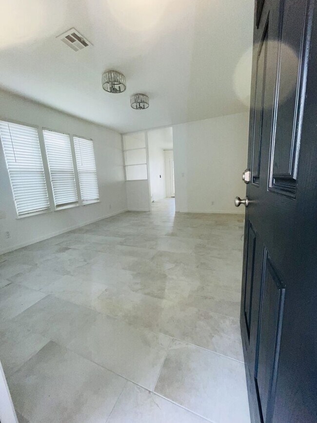 31055 Camino Verde Temecula, CA 92591 photo 5