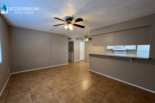 860 E Brown Rd Mesa, AZ 85203 photo 3