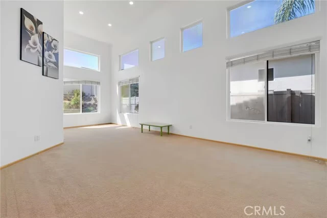 32195 Caminito Osuna Temecula, CA 92592 photo 4