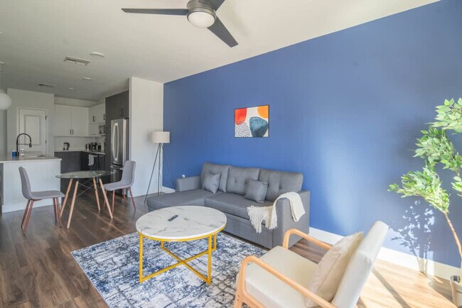 688 W 1st St Tempe, AZ 85281 photo 5