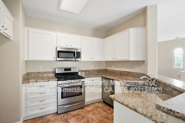 26445 Arboretum Way Murrieta, CA 92563 photo 5