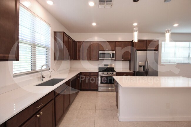1158 E Sabino Dr Chandler, AZ 85286 photo 5
