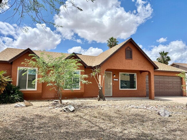 6143 W Del Rio St Chandler, AZ 85226 photo 2