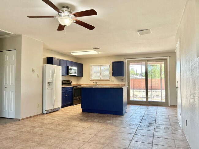 6143 W Del Rio St Chandler, AZ 85226 photo 4