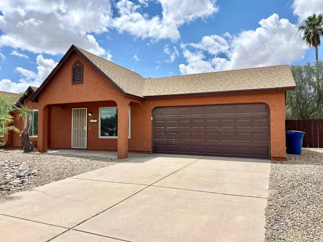 6143 W Del Rio St Chandler, AZ 85226 photo 3