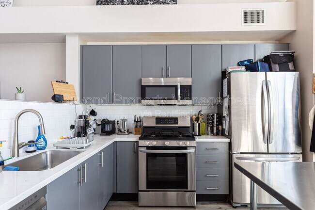1465 C St San Diego, CA 92101 photo 5