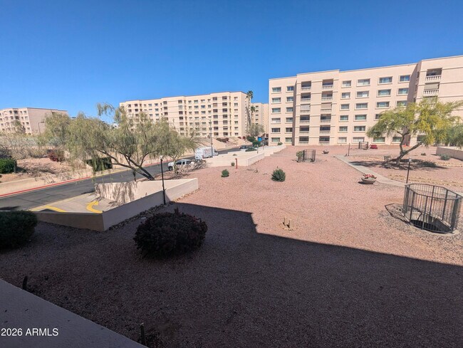 7910 E Camelback Rd Scottsdale, AZ 85251 photo 3