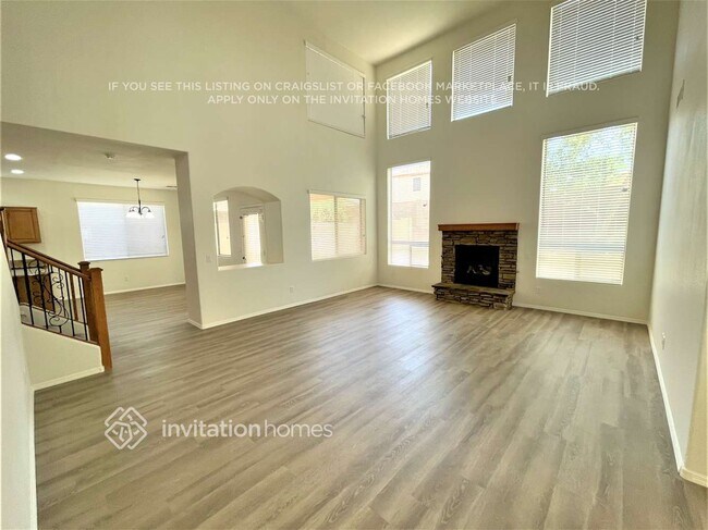 2226 W Dale Ln Phoenix, AZ 85085 photo 3