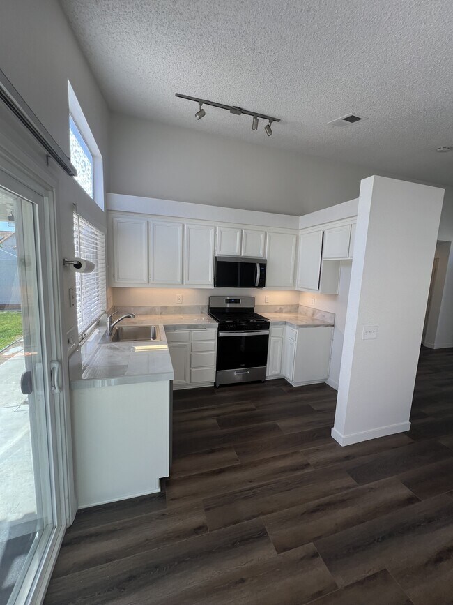 30202 Cupeno Ln Temecula, CA 92592 photo 5