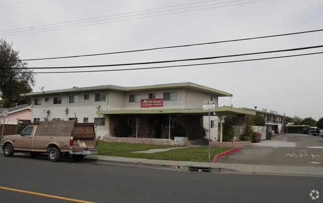399 Schafer Rd. photo 2