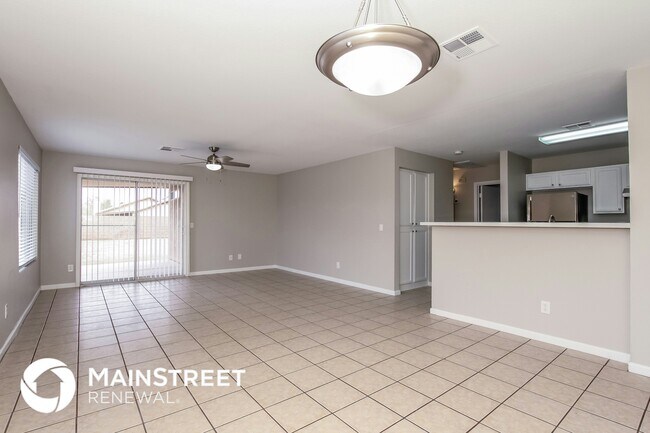 10730 W Glenrosa Ave Phoenix, AZ 85037 photo 5