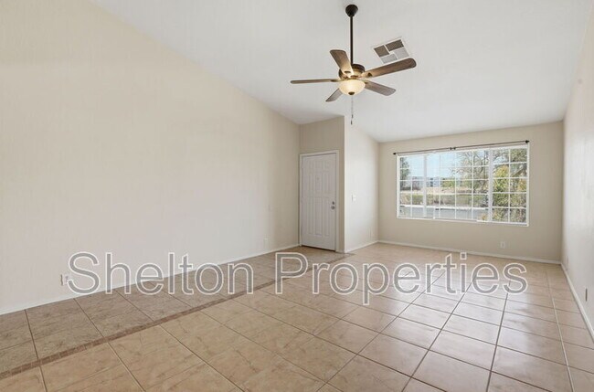 8963 W Ocotillo Rd Glendale, AZ 85305 photo 5