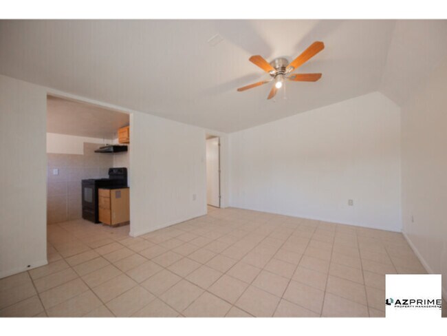 610 N 9th St Phoenix, AZ 85006 photo 4